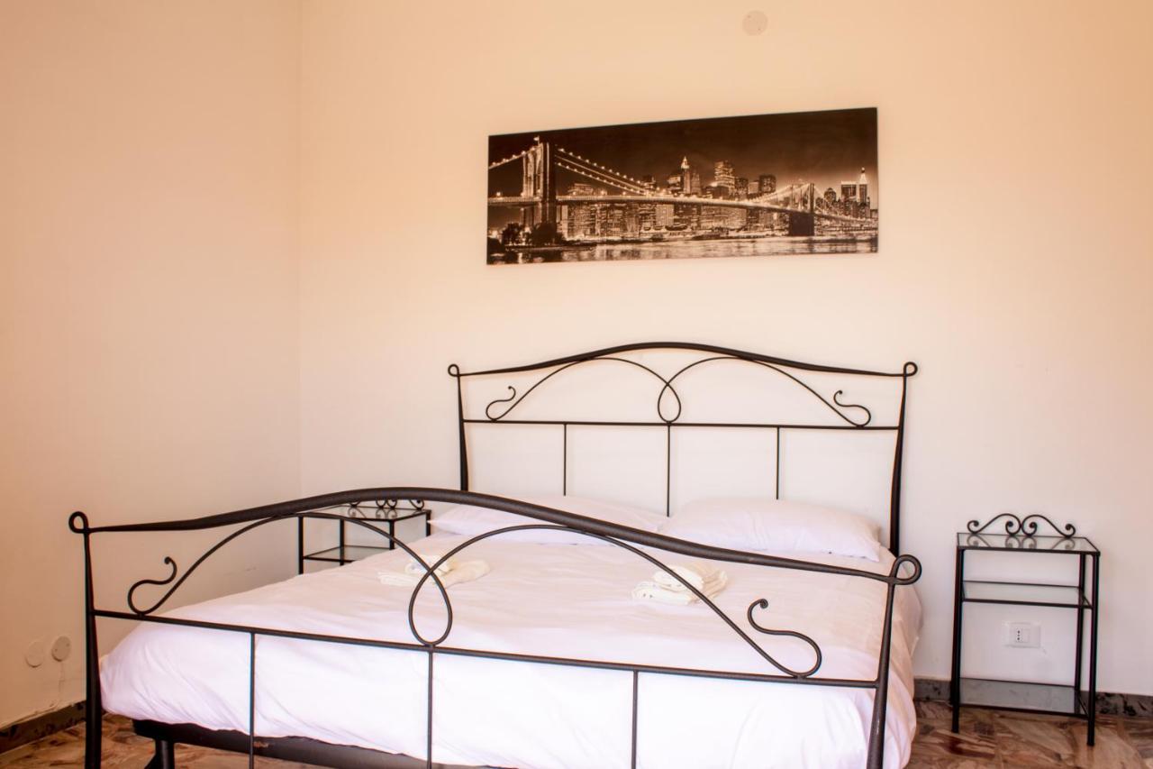 Posto Auto Gratuito Relax A 30 Metri Dal Mare Appartement Riva Ligure Buitenkant foto