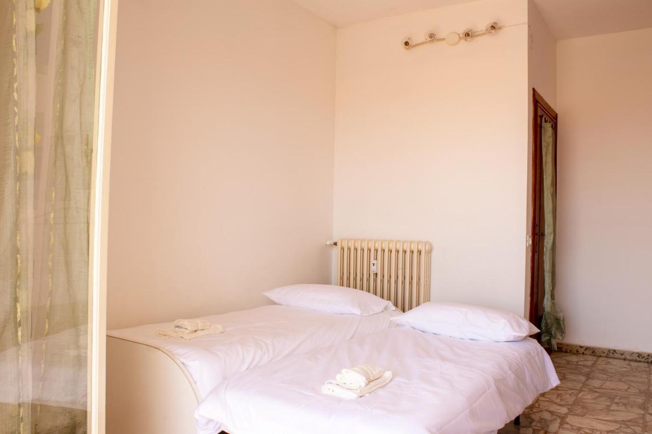 Posto Auto Gratuito Relax A 30 Metri Dal Mare Appartement Riva Ligure Buitenkant foto
